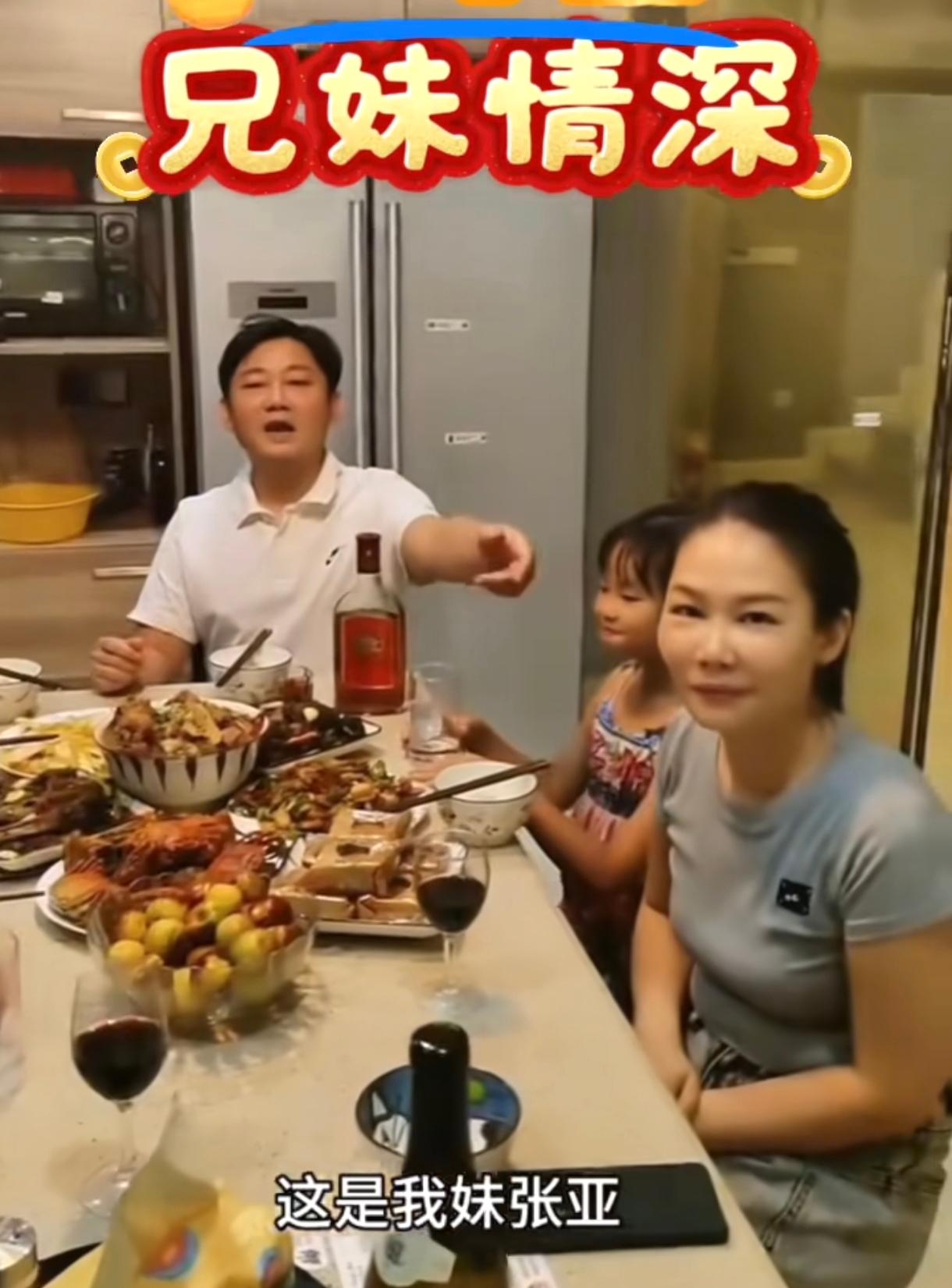 张雪言而无信，要求对各地的加盟门店要严格把关，不符合要求的一律不加盟，但张雪食言