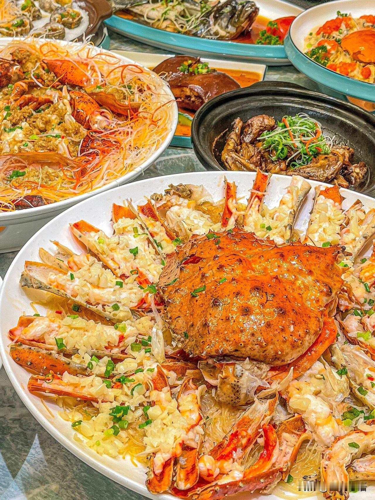 厦门反复刷的海鲜店！长辈吃了都夸绝这家藏在曾厝垵巷子里的海鲜排档，才是真宝藏