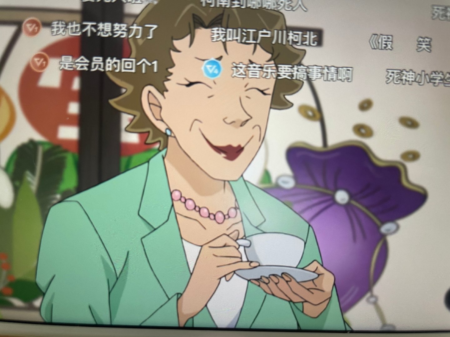 这个真的很像高市早苗呀#名侦探柯南﻿#​