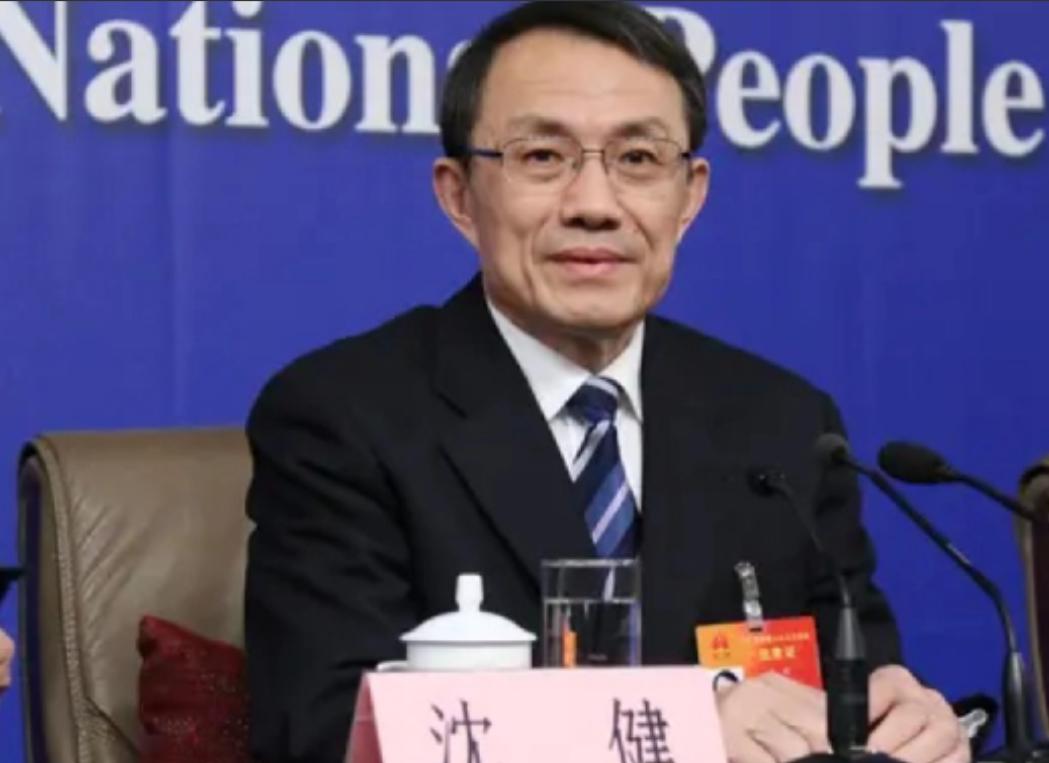 江苏最优秀的教育厅原厅长沈健终于落马了，他成功地让一线教师、学生和学生家长永远地