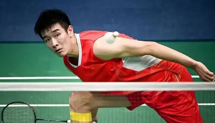 羽毛球马来西亚赛，男单四强已出其2世界排名第4位，积分81628分直落两局2