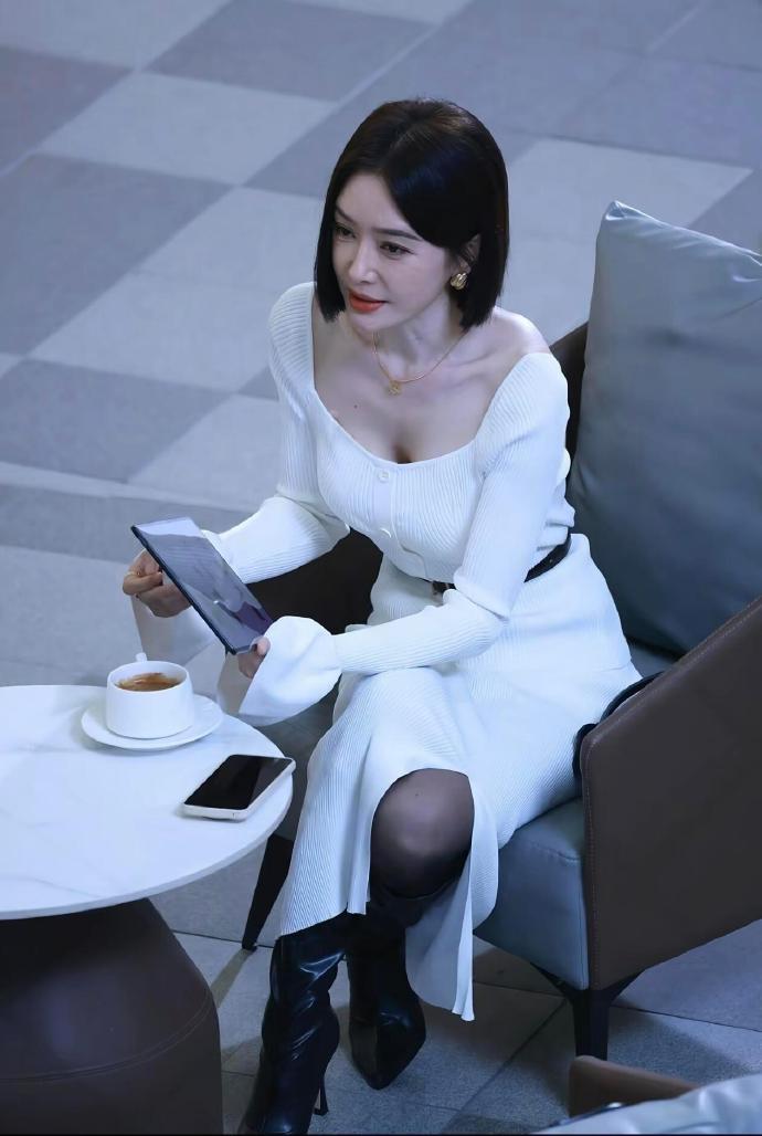 高处俯瞰不一样的秦岚，摄影师必须要加鸡腿
