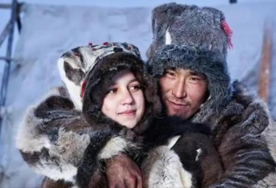 早年的因纽特人，如果第一胎是夫妻原配的娃，第二胎必须是另一个男人，第三胎再换男人