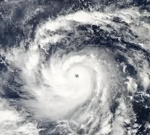今年的第3号台风木恩要来？或是超强台风级登陆我国根据最新的卫星云图观察分析，今