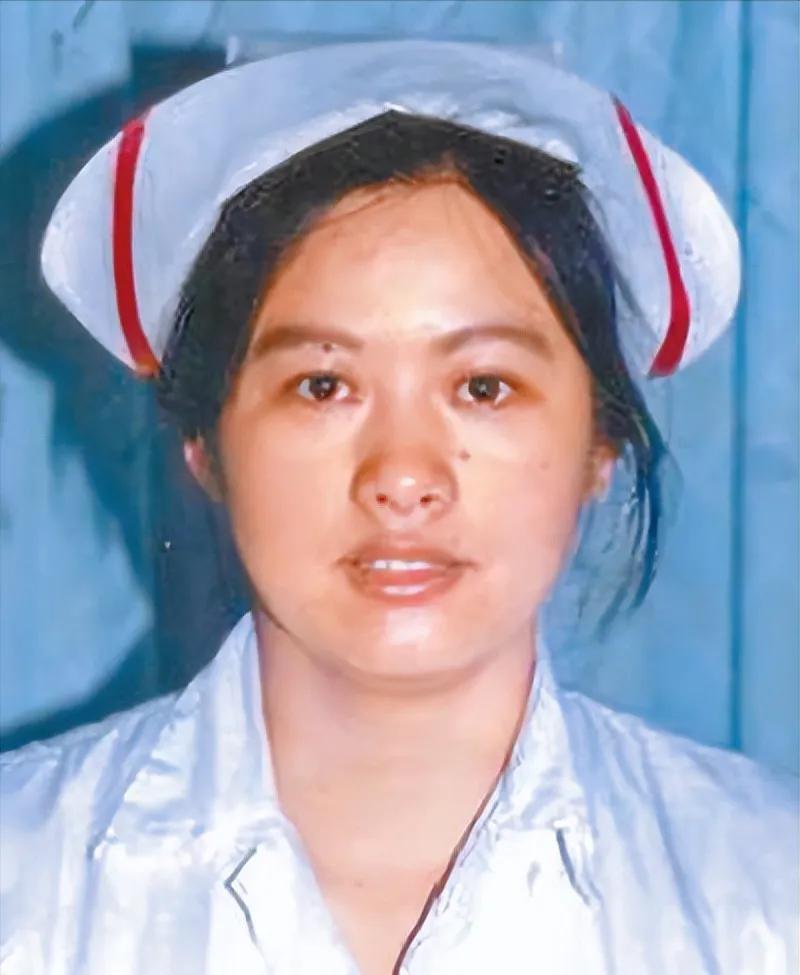 叶欣，1956年7月9日生于广东徐闻，是令人敬重的中国医务人员。200