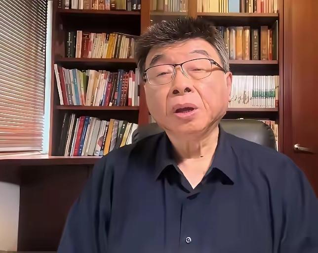 邱毅难得直言认错，坦言自己从前看错了郑丽文。其实，这事儿说白了就是权力和流
