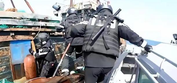 事态彻底失控！黄海海域直接闹出人命了！5月9日韩国海警联合海军在争议海域强