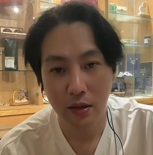 湾湾主播建国说，他知道很多事情！汪小菲能够现在遇到马筱梅是他的福气！建国之