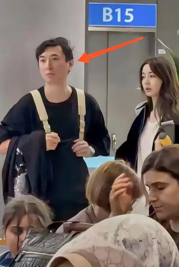 现在全网最懊悔的人应该就是王思聪了吧！不是因为他爸又卖了48座万达，也不是因