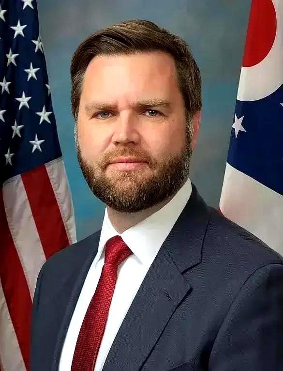 万斯在五一期间的一次集会上又开麦了，直接跟民众说“我不喜欢中国，更讨厌因为中国人
