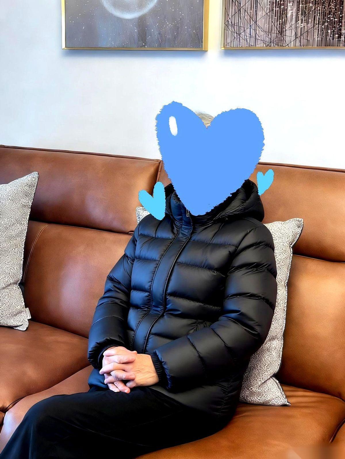 房东阿姨的电话打过来，声音有点抖：“过年，能跟你家凑一桌吗？我出500，买菜。”