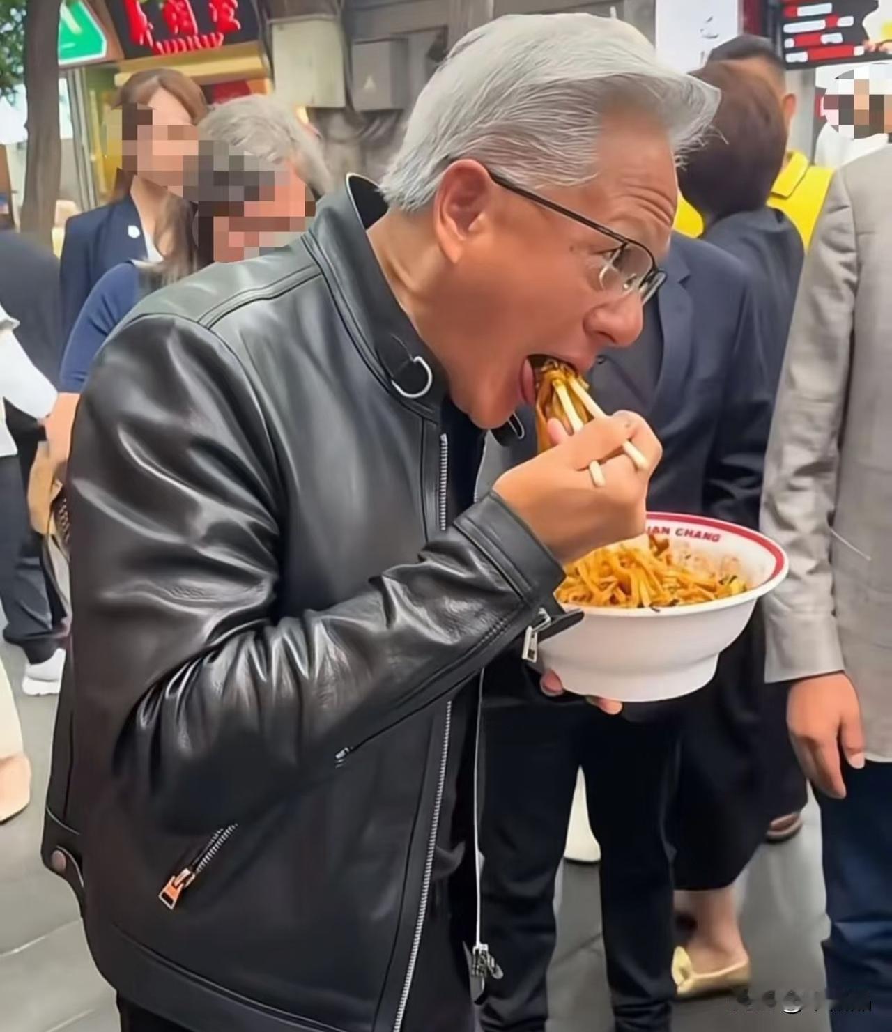 我远在外地的闺蜜说这几天看了美国人来中国让我有个强烈的愿望，我一定要去北京。