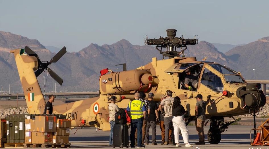 美国疑似对印度武器禁运？印度陆军第二批三架阿帕奇武装直升机，交付出现波折，安1