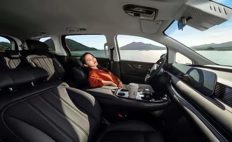 2025年末5款20万级王炸MPV，趁着还有补贴，闭眼冲：1. 东风风行星海