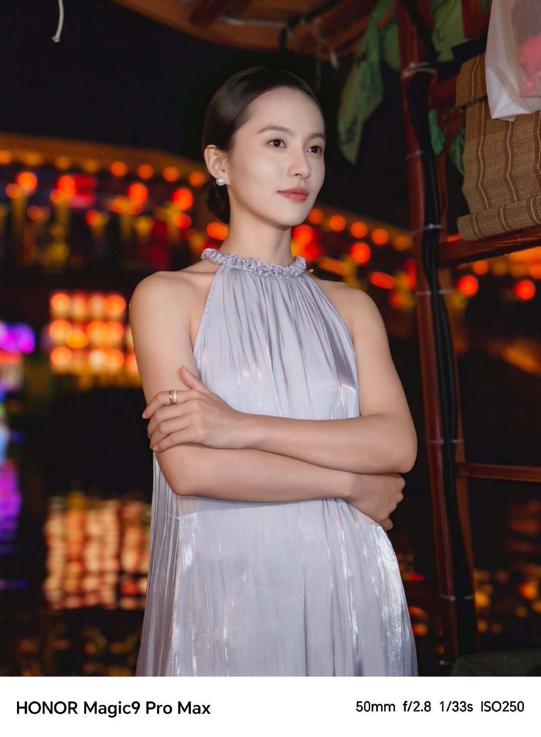 来几张荣耀的闪光人像，皮肤质感嘎嘎好肤色表现也非常棒，真的还是很有东西了，闪出来非常的通透呀，原图直