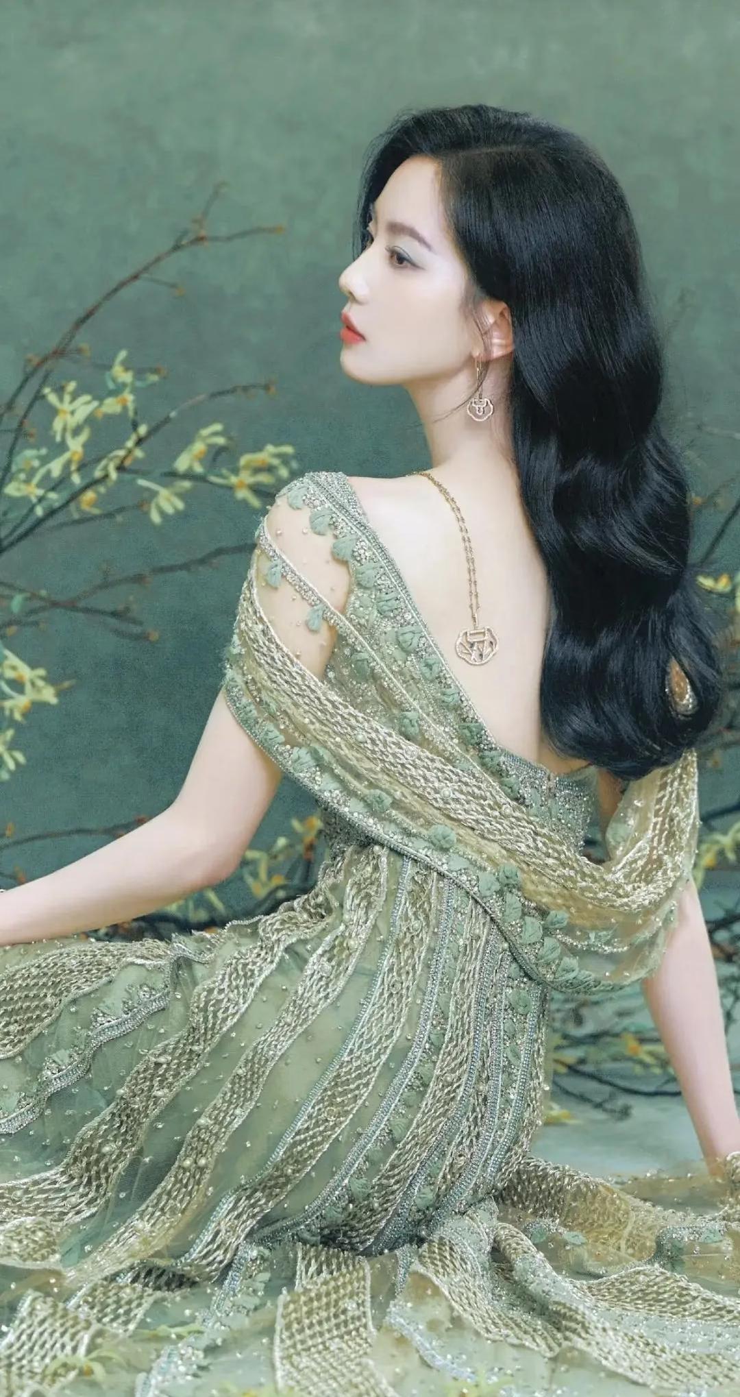 女人的脸和身材,哪个更重要?大家觉得什么样的女人是气质女神一个人孝不孝顺和人