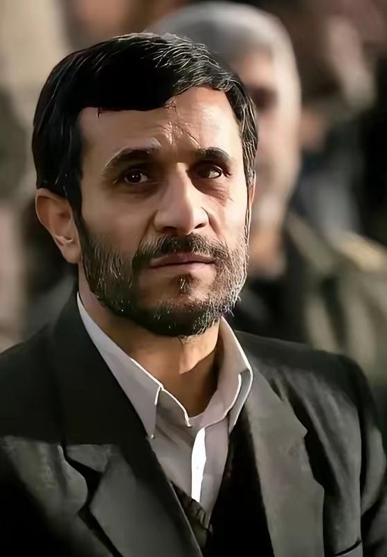 这消息真是来得太突然了！ 3月8号这天，伊朗专家会议直接放了个“深水炸弹”，