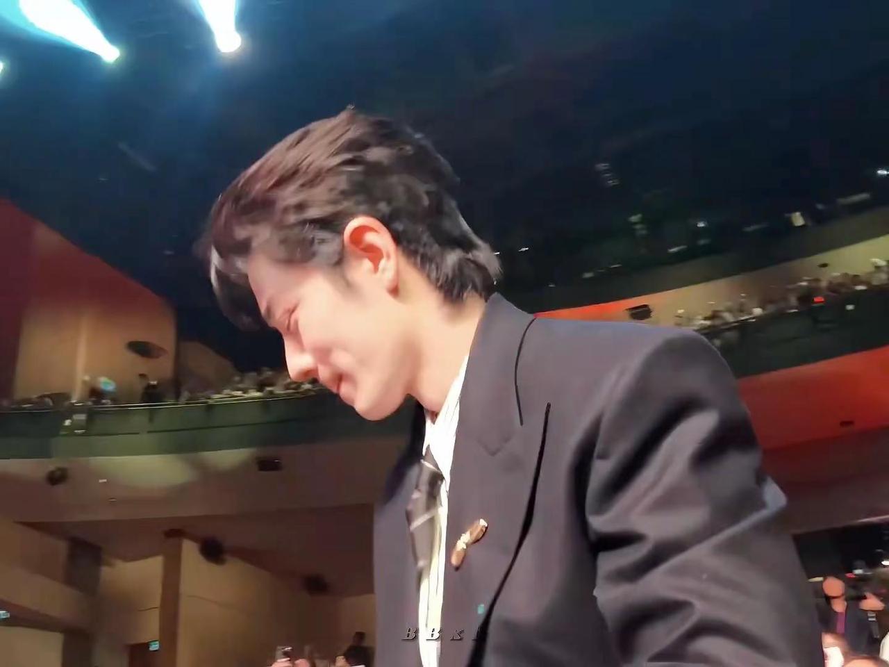 风华绝代的巨星@肖战