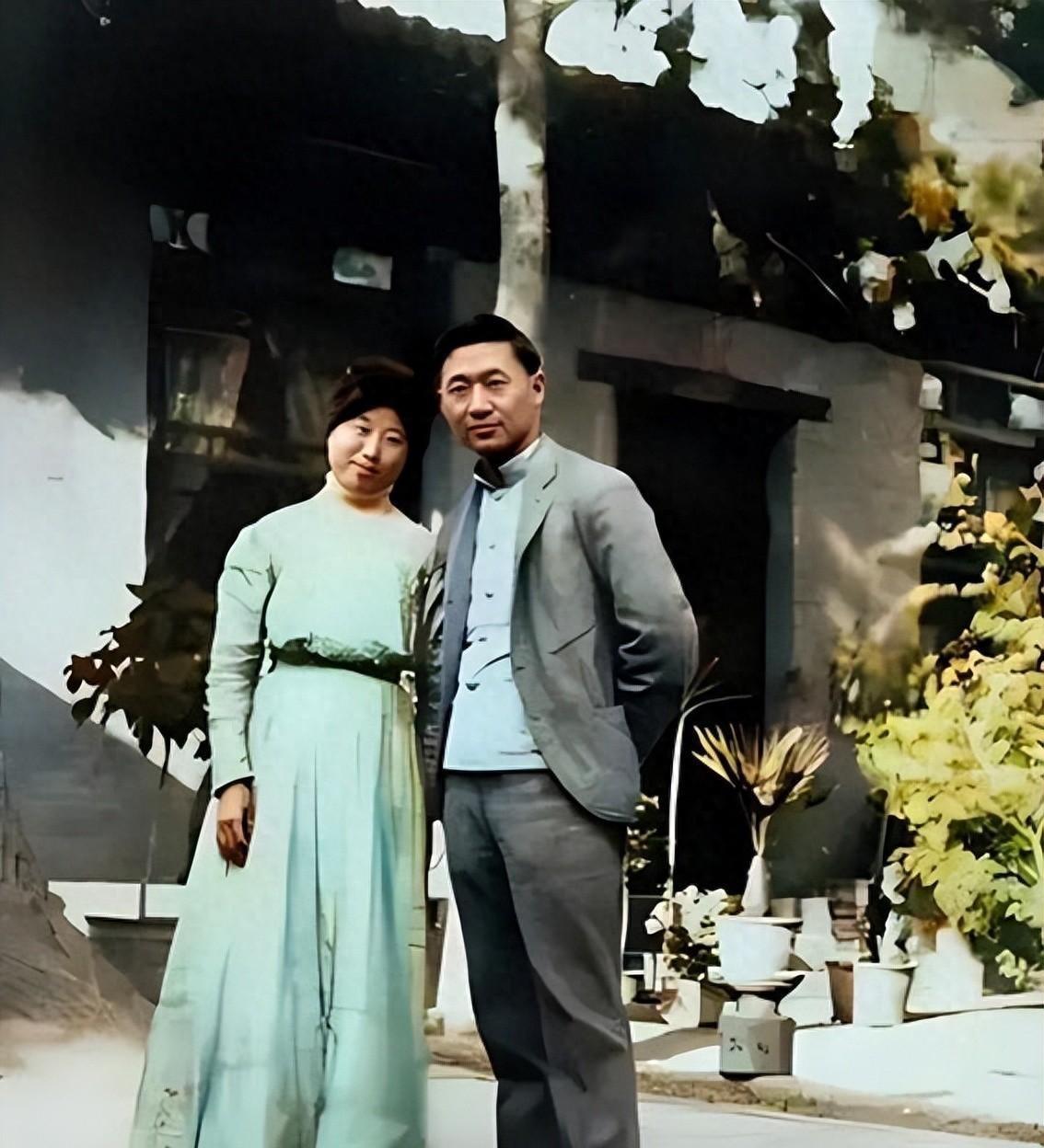 1910年孔祥熙与原配罕见合影曝光，若原配未早逝，孔祥熙绝无可能娶宋霭龄！19