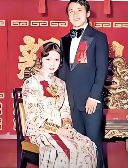 ☁1973年曾志伟听着妻子王美华在产房里的哀嚎声气的火冒三丈，推开门就怒骂