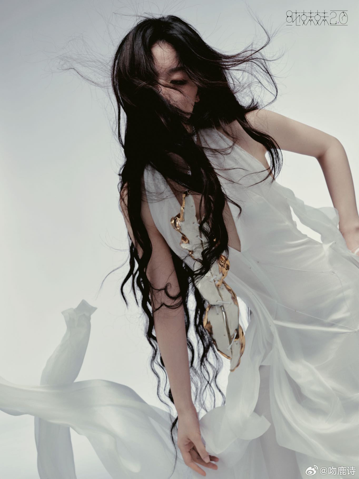 单依纯这是艺术好震撼刚从演唱会现场出来，现在手还在抖！灵珠降世的开场太绝了，她