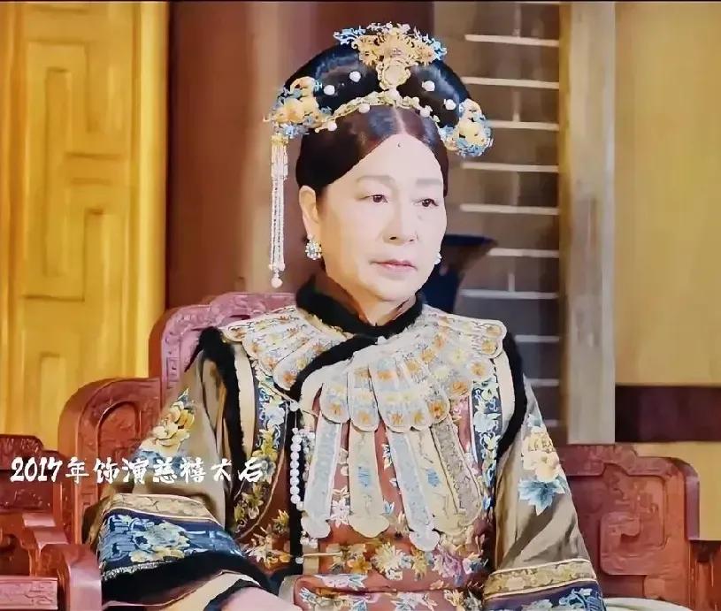 奚美娟当年39岁产子，也是高龄产妇了，拉扯孩子也是艰辛万分，今已年过古稀，突遭舆