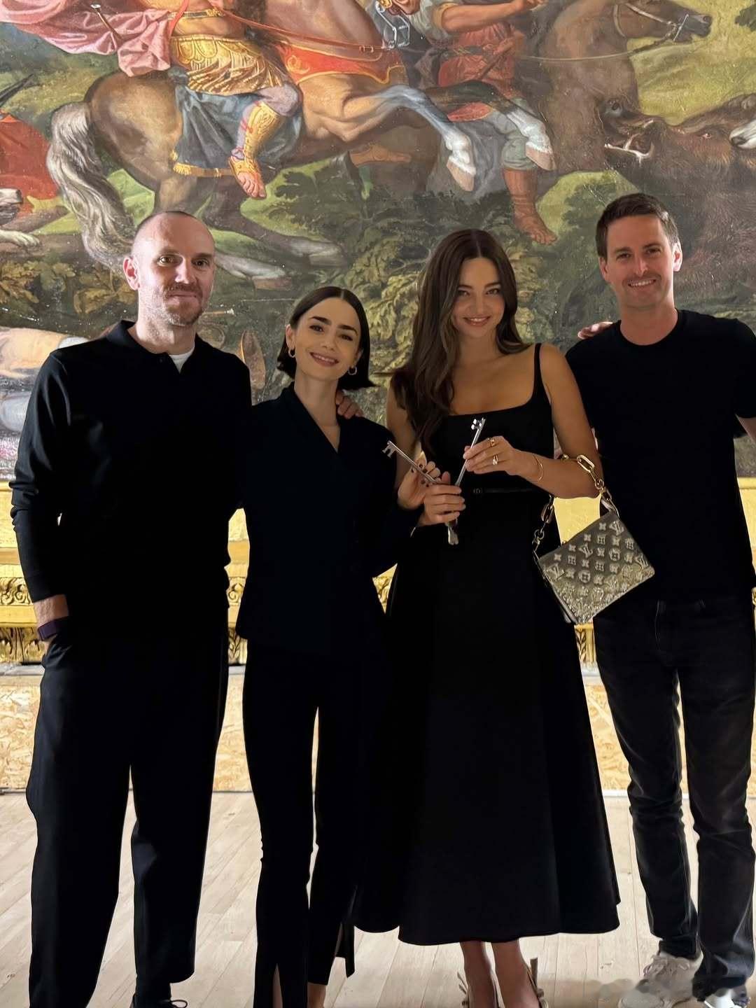 Lilycollins莉莉柯林斯两口子和MirandaKerr米兰达可儿两口