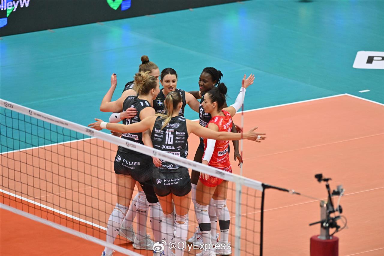 【欧冠女排科内半替补取四连胜伊萨完胜奥林匹亚科斯】国际排坛战报速递1月15日