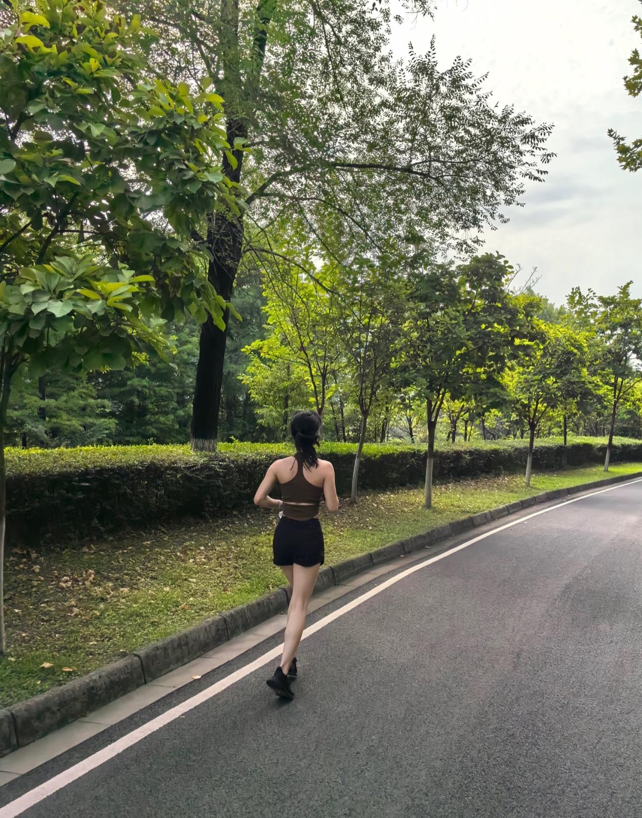 一定不要天天跑，后果会让你后悔不已不知不觉跑步有16年了。现