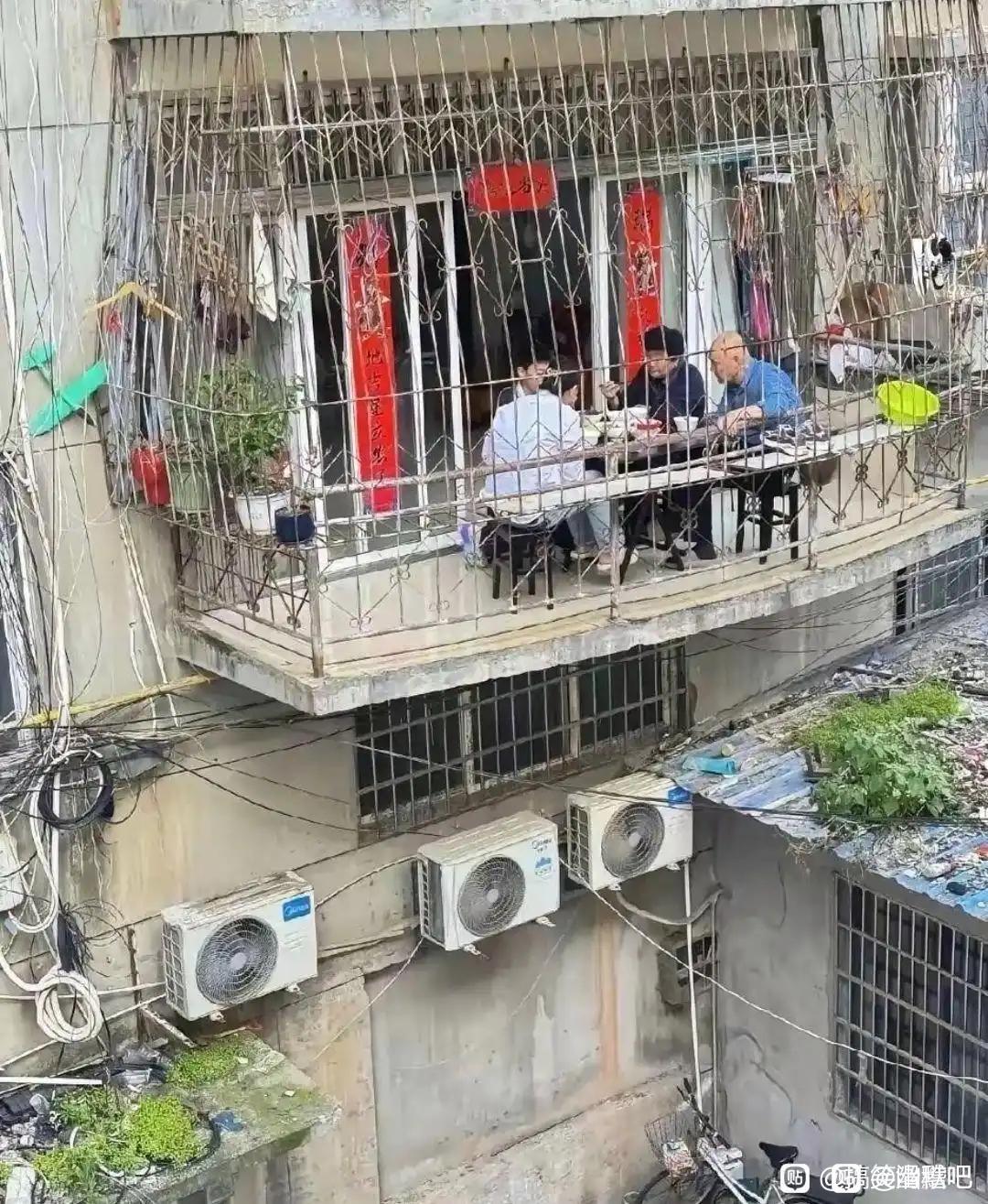 感觉这并不是很安全的样子？