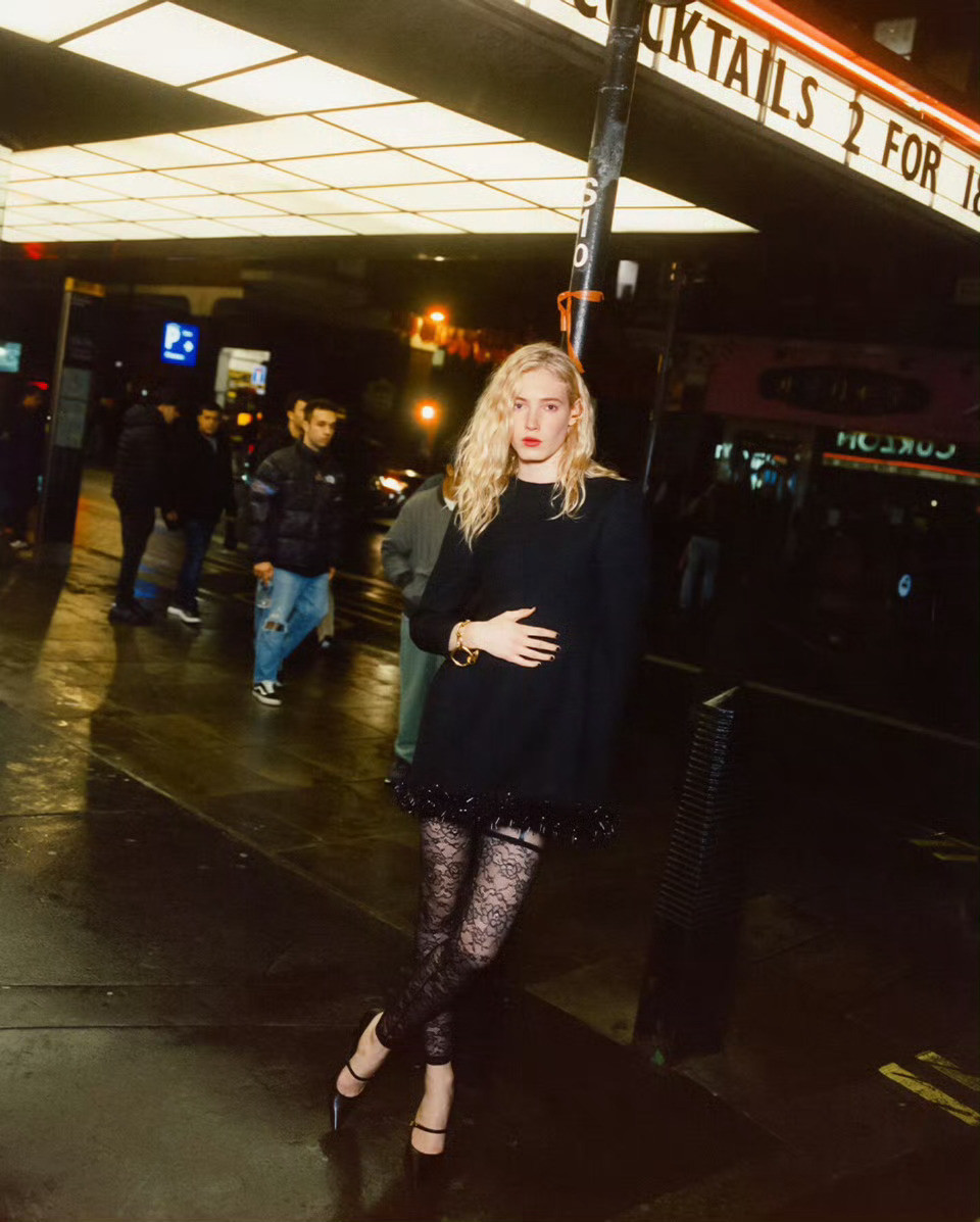 VogueHongKongDecember2025摄影：Tofjan造型