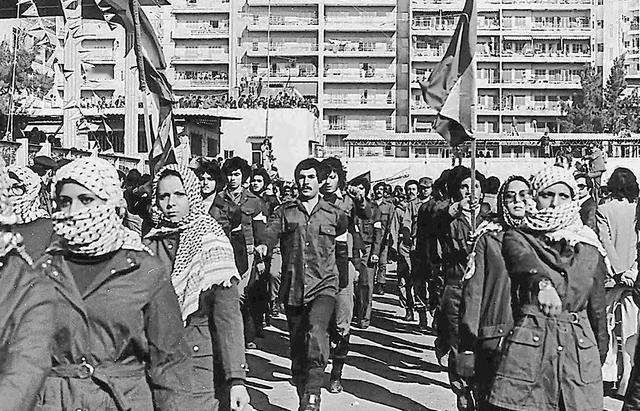 1967年，阿拉法特失去了埃及支持，走投无路的他带着4000多士兵和40万巴勒斯