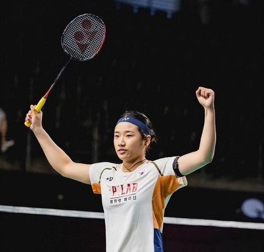 安洗莹2-1逆转山口茜，锁定小组第一刚刚结束了一场羽毛球年终总决赛女单A组最