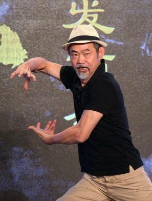 黄秋生炮轰元华演技差, 遭洪金宝和元彪痛批, 又被金像奖打脸