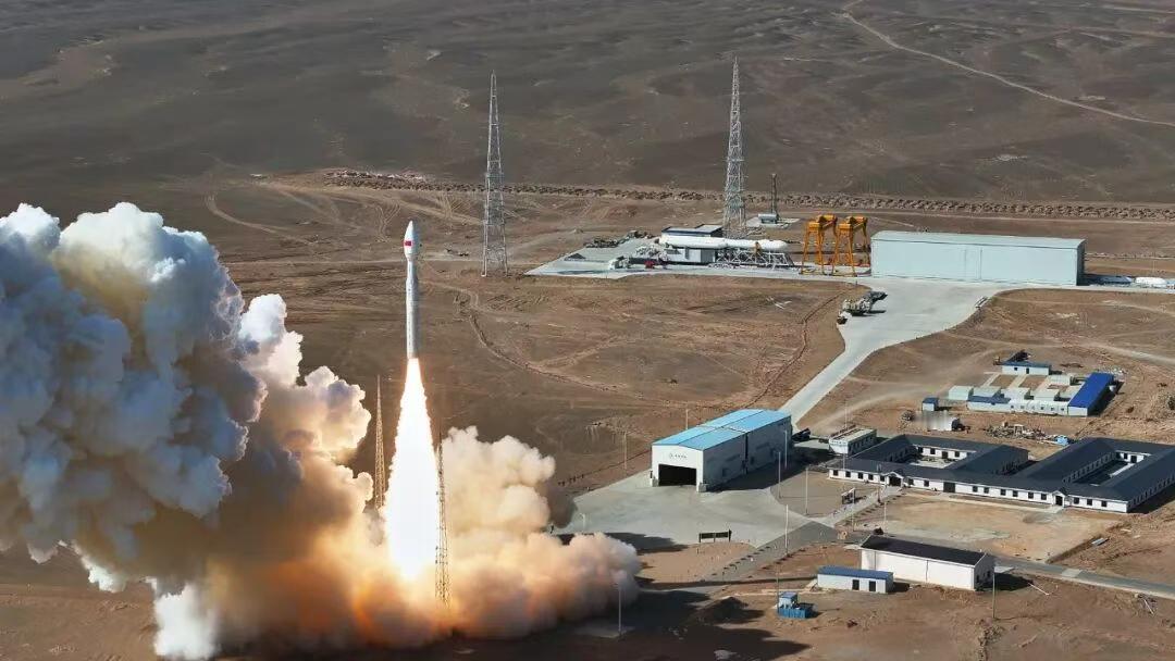 【中科宇航力箭一号一箭3星发射成功！】2025年10月19日11时33分，中科宇