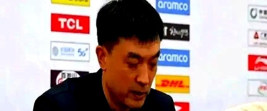 刚刚刷到青岛男篮的赛场名场面，真是隔着屏幕都替教练组捏把汗！昨晚生死战中，胡金