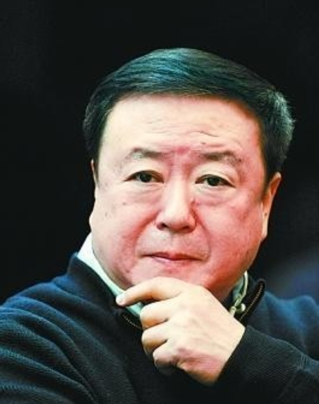 1994年，42岁的尤小刚为了温柔的乌倩倩，和原配妻子田歌离了婚。16年后，邬倩