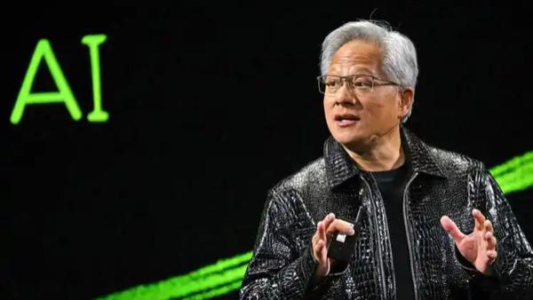 英伟达CEO黄仁勋放话:有华为在,中国根本不怕!