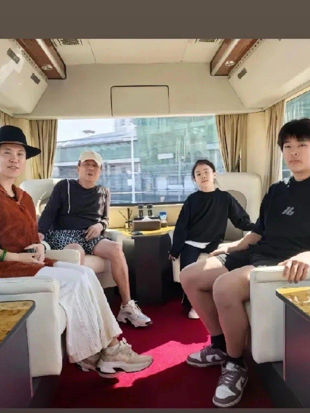 王楠一家房车游，这才是顶配生活！​​​