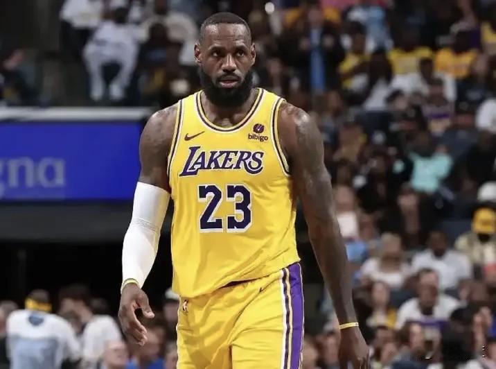 信不信由你，NBA创办至今真能单换詹姆斯的球星也就4人。邓肯公认历史第一