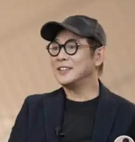 最近看到有人说“李连杰要是厉害为什么不敢打擂”，还质疑他以“打擂挣钱少”为借口。