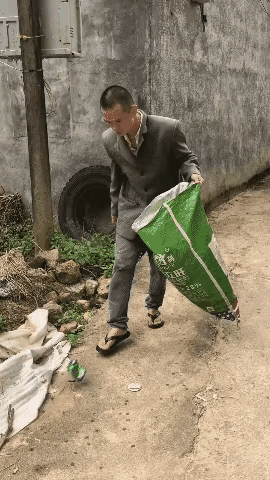 这下我知道什么叫专业了[大笑][大笑]