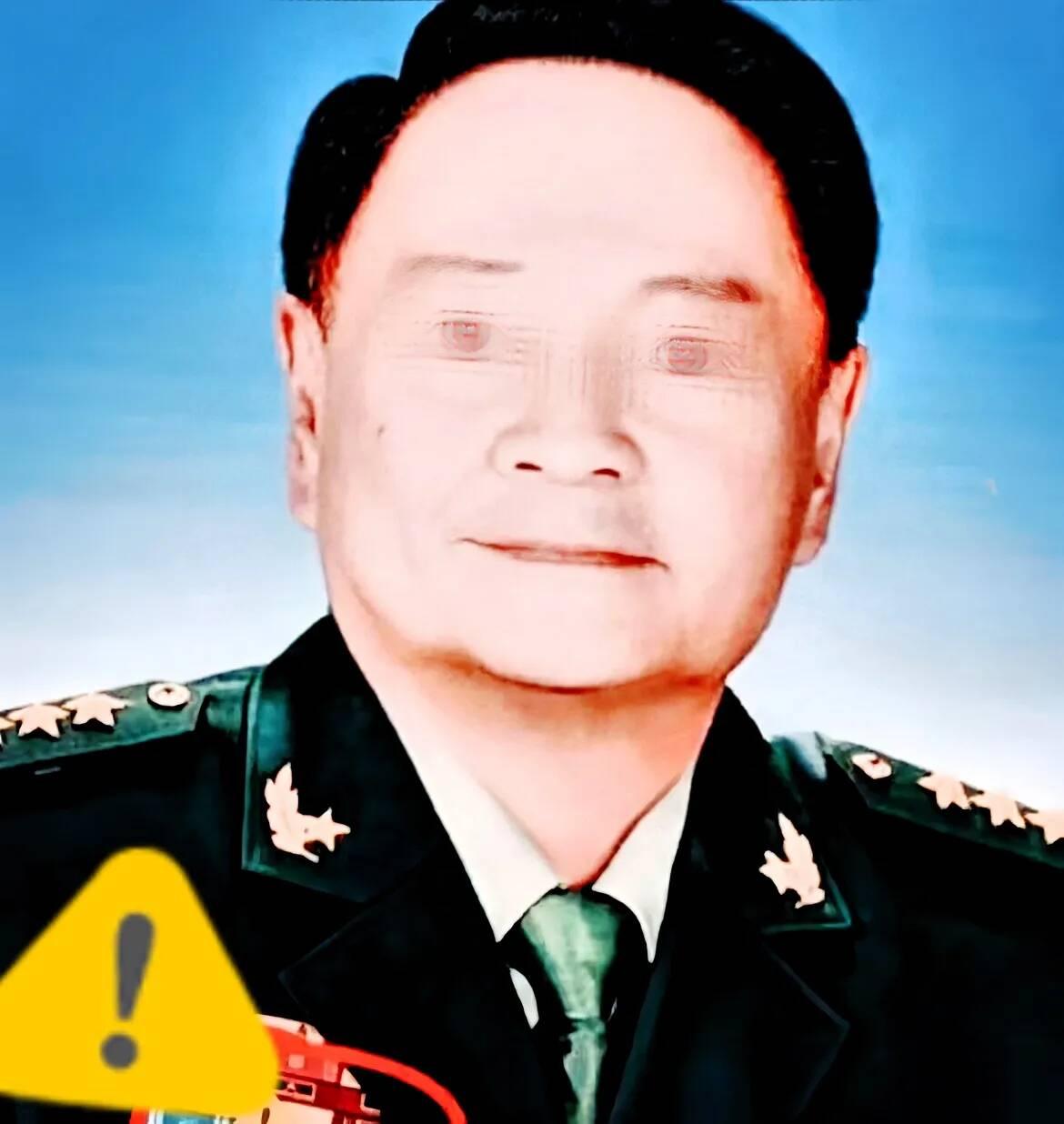 刚刷到那条落马通报心里真是不是滋味。倒不是同情，是觉得讽刺。曾经也是站在