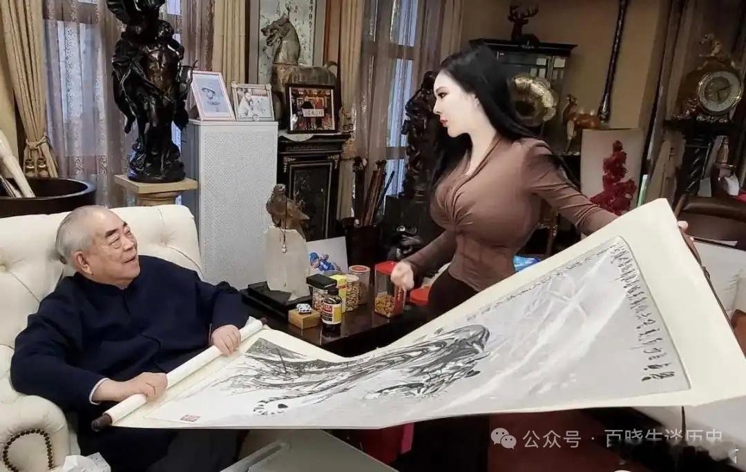 释永信的关门弟子关琪，身材火辣，范曾亲自为她的画作题字2025年7月，少林寺方