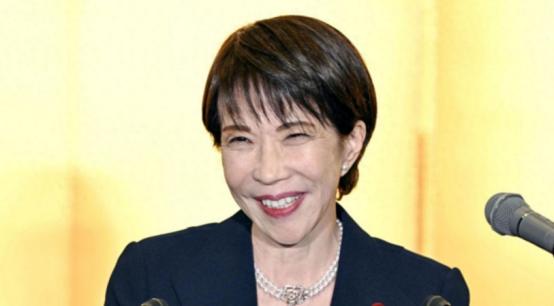 中方开门迎贵客，高市早苗突然提到中国，商务部反手甩出1号公告 2026年