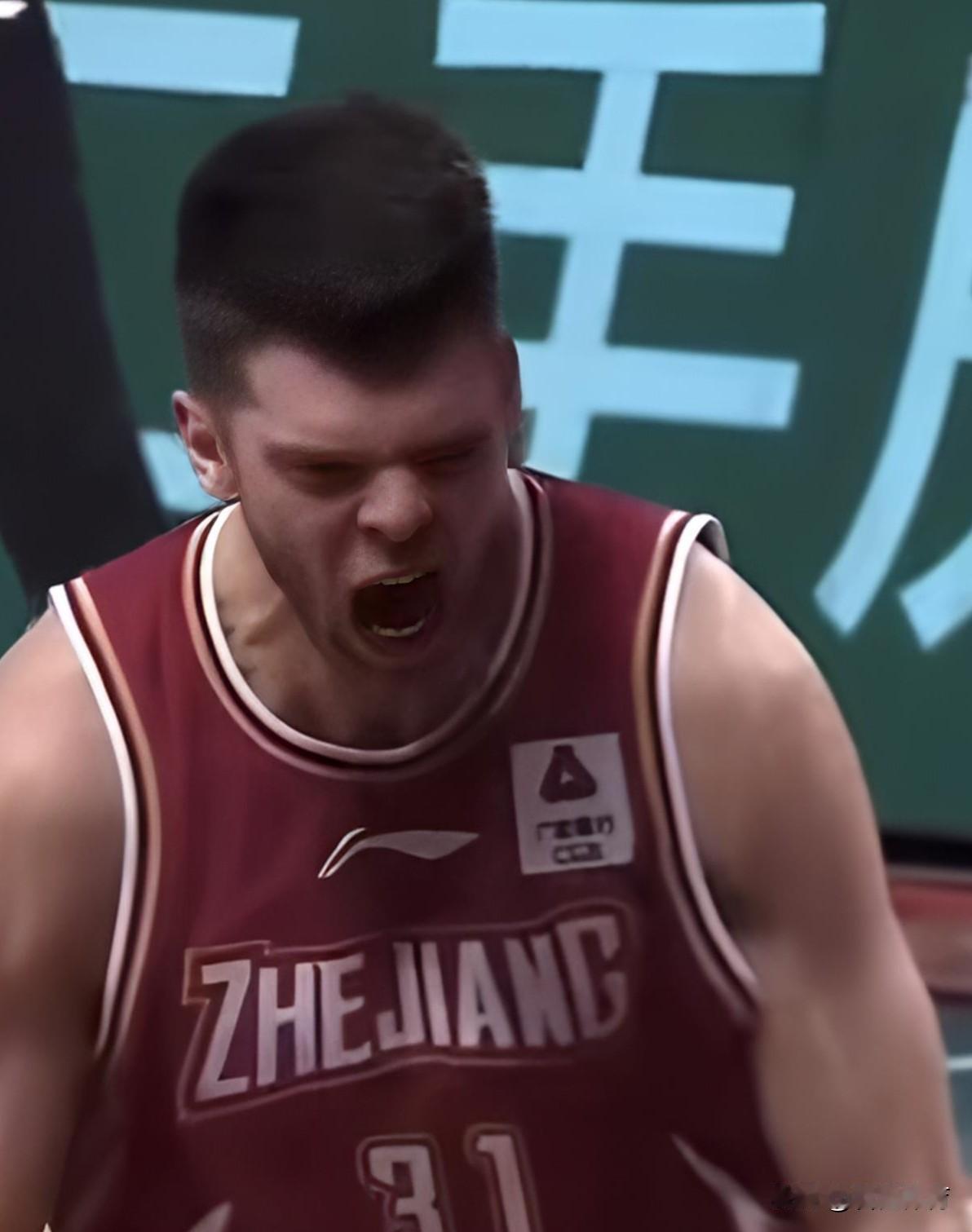 千呼万唤始出来！广东队大外援在哪里，终于尘埃落定！因为就在刚刚，广东队新签约