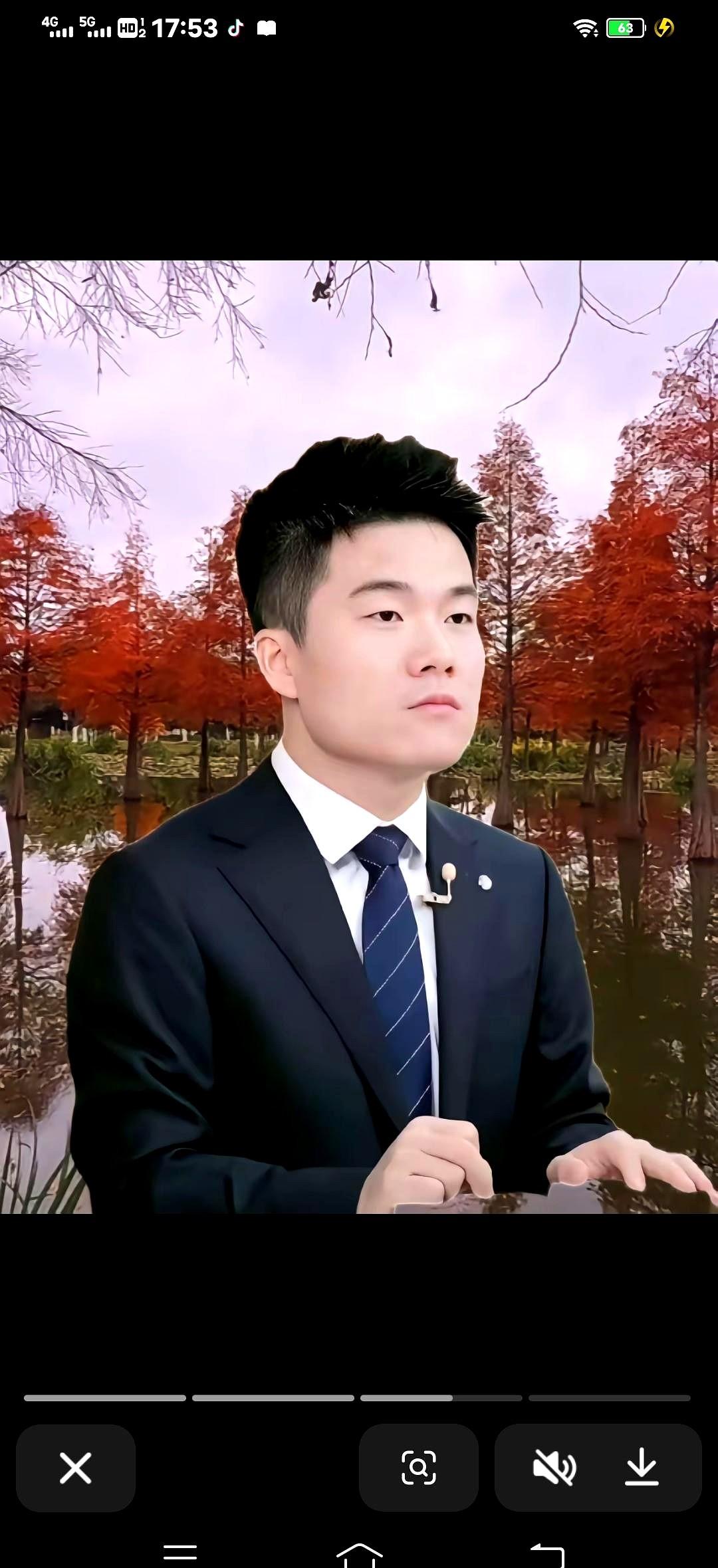 他，竟是在批量黑子的诽谤中，逐渐成长成熟起来，也是几千万粉丝的坚定守护，担负起传