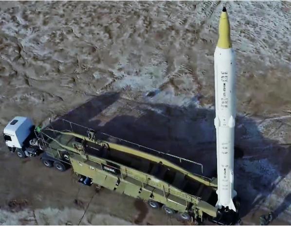 波斯的战法挺明确的，那就是只攻不防。美军要炸它的城市，它不怎么拦。为啥？因为