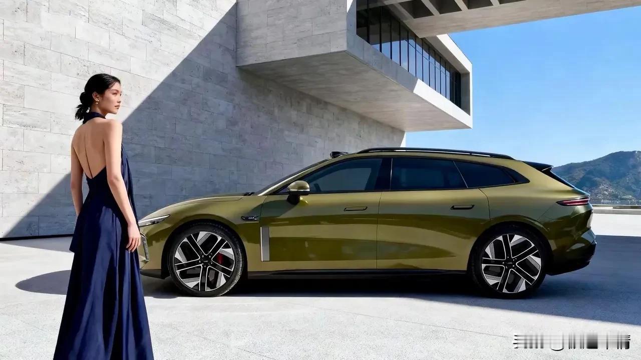 今日，奇瑞官方发布星纪元ES7GT的官图，我把它称之为国内最美瓦罐车型！