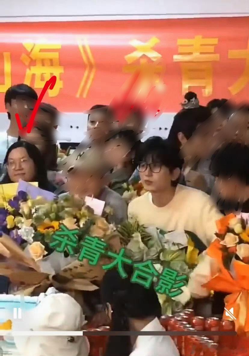 很多人不认识钟大妈，自己对比吧，别想蒙混过关